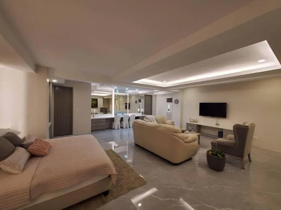Luxury Suite In Bf Homes Manila 0*,  Philippines